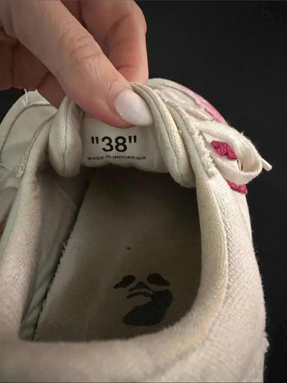 Off-White Low Vulcanized canvas sneakers